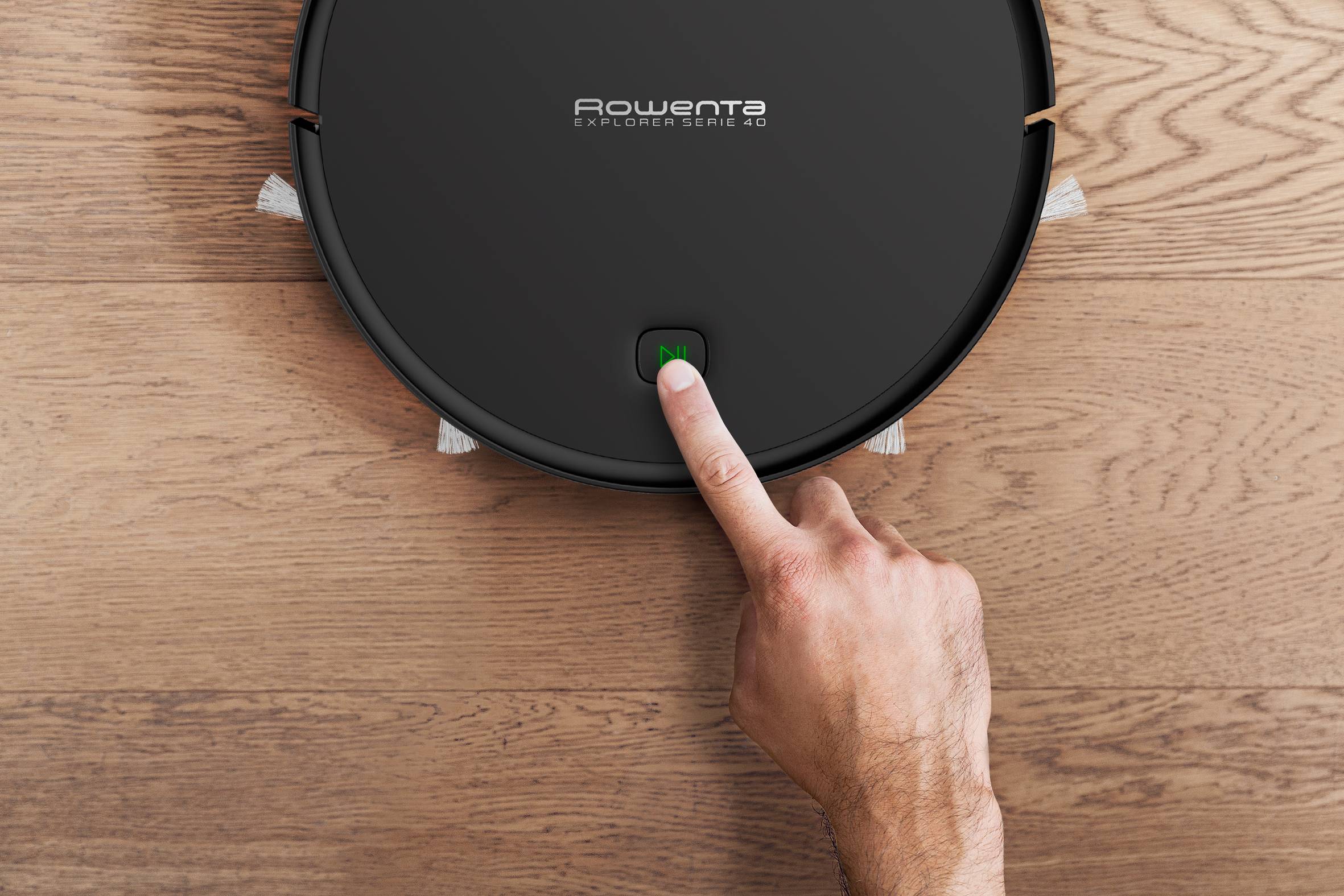  X-Plorer Serie 40 de Rowenta con filtro de alto rendimiento, mopa Aqua Force,&nbsp;sistema de navegación Smart Exploration 2.0 y 3 modos de limpieza